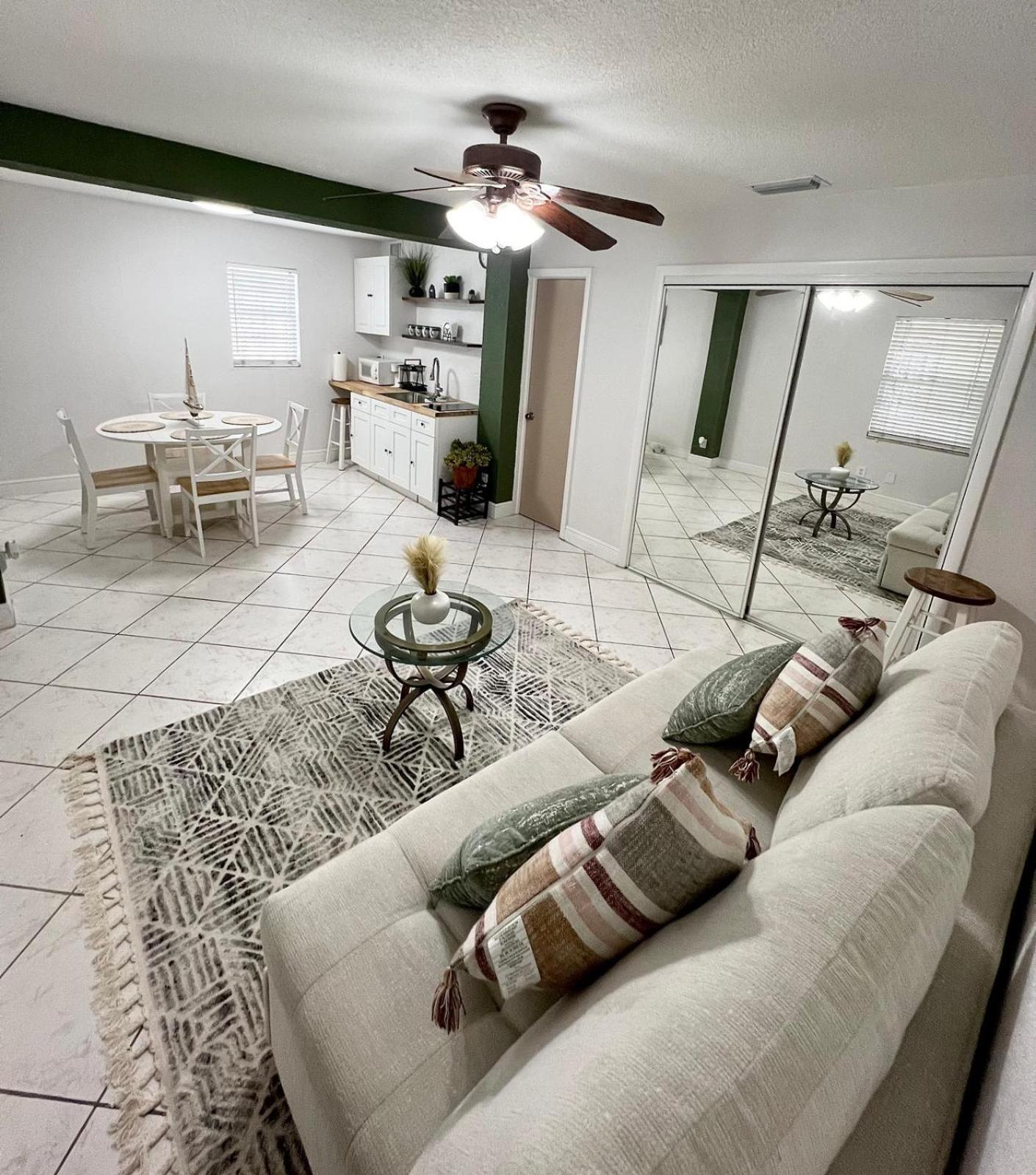La Casita Of Raymond James Stadium Διαμέρισμα Τάμπα Εξωτερικό φωτογραφία